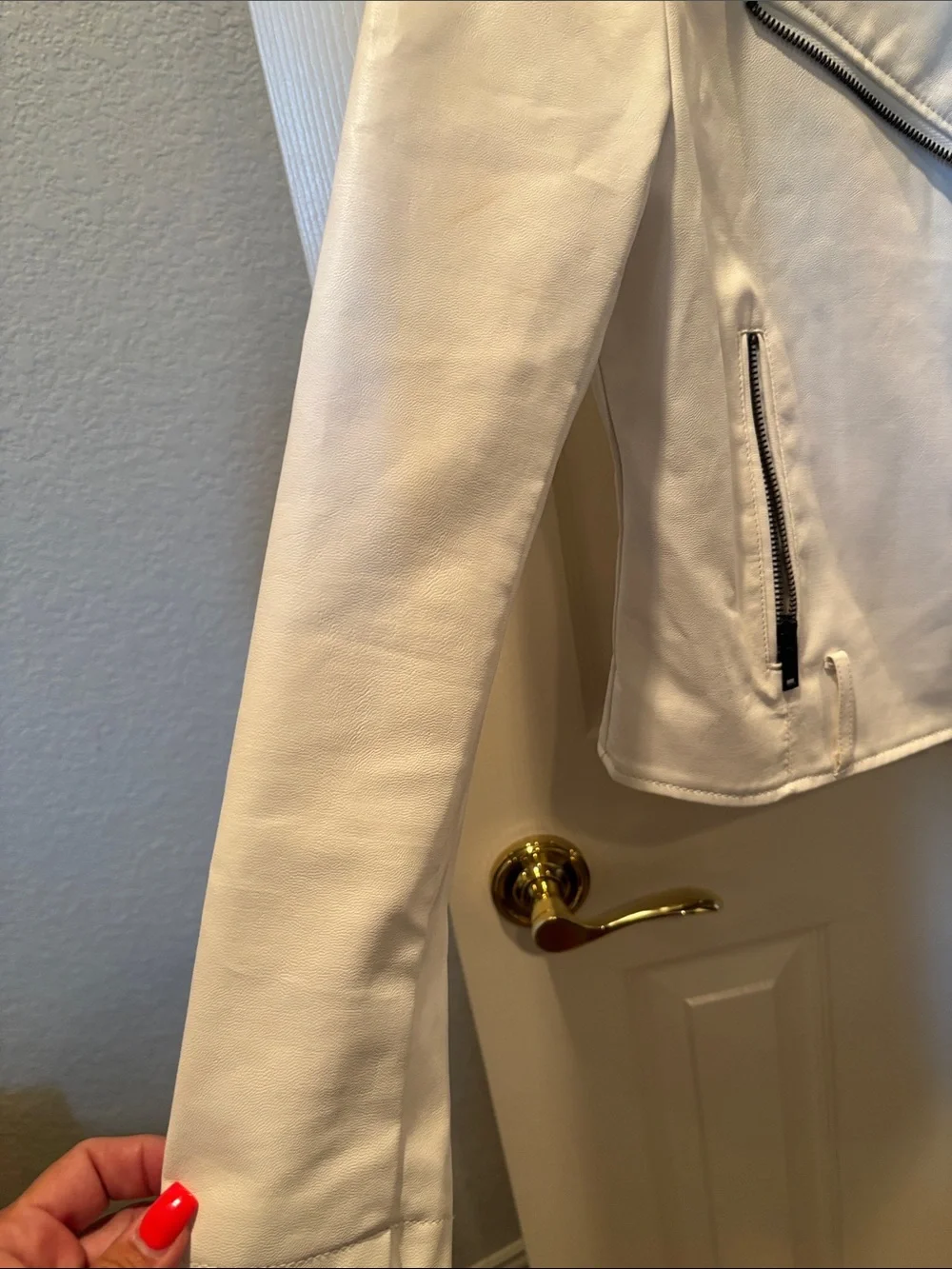 Superdown Revolve White Vegan Leather Moto Jacket with Black Hardware size Small